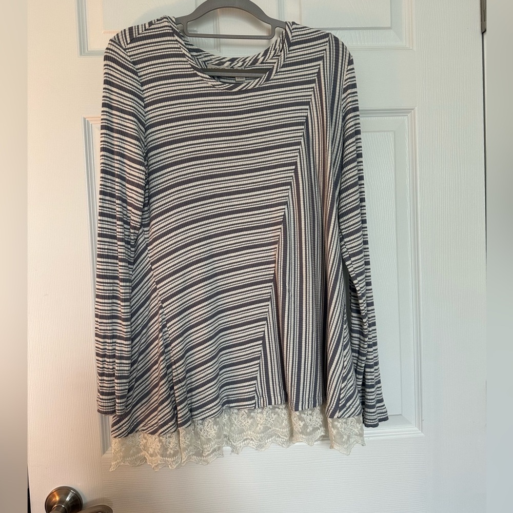 LOGO by Lori Goldstein Black and White Striped Lace-Hem Long Sleeve Top